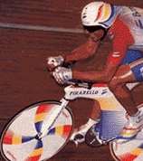 verschil in houding tussen Moser, Obree, Indurain 